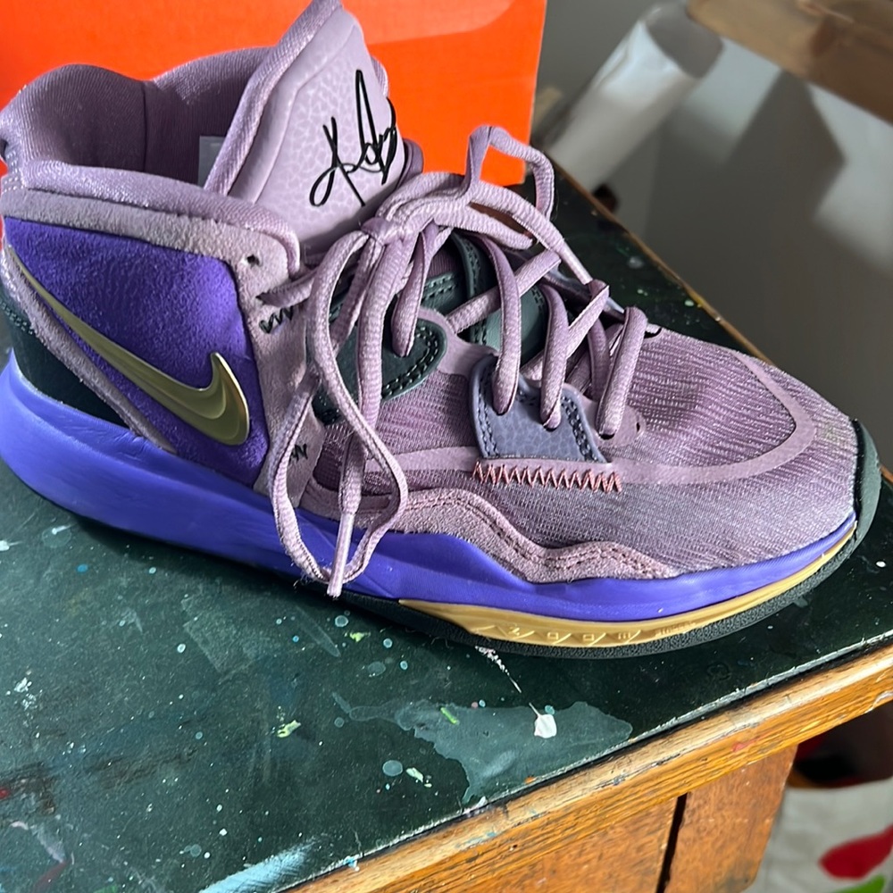 Discontinued Nike Kyrie’s. Special Edition.